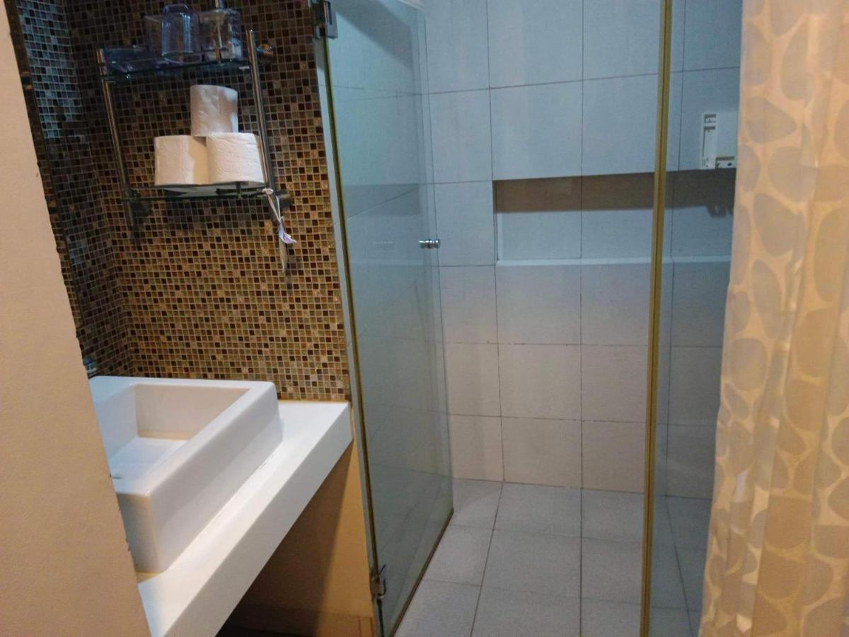 Pico Beach Front Condo Насугбу Экстерьер фото